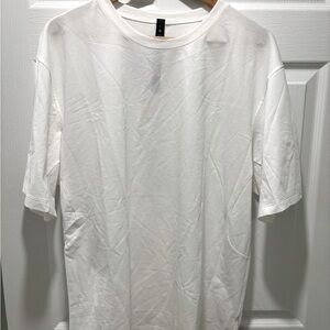 Lululemon men’s t-shirt BNWT size XL